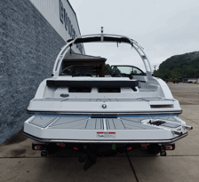 2025 Monterey M22 (light blue) (12)