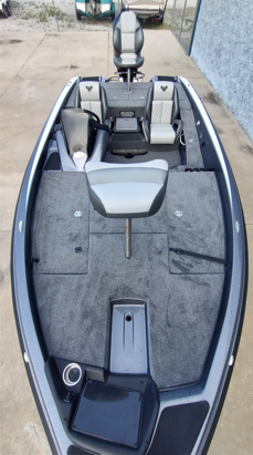 2026 Phoenix 818 Pro