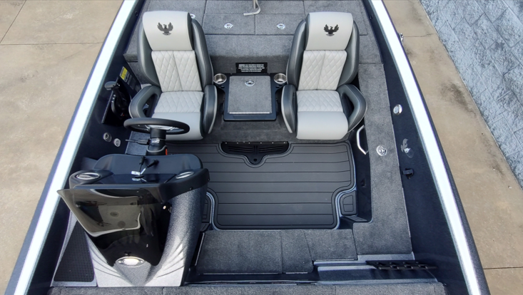 2026 Phoenix 818 Pro