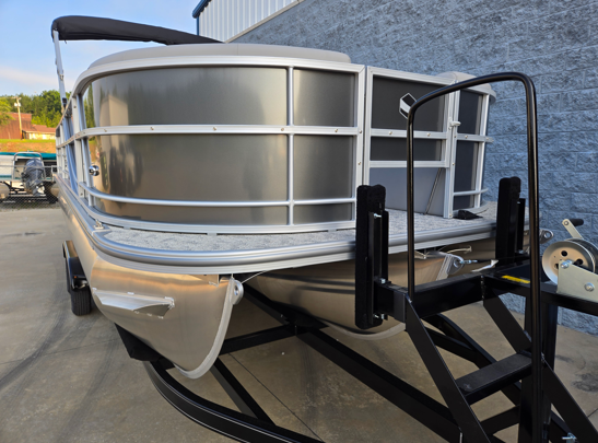 2026 South Bay 224FCR LE