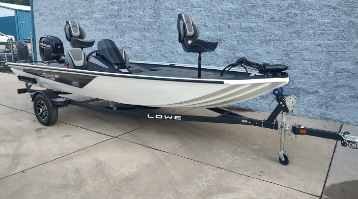 2026 Lowe ST175C