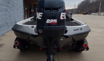 2005 Ranger 520SVX Comanche (9)