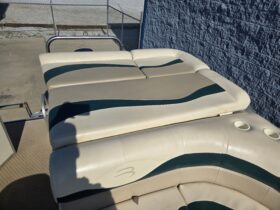2004 Bennington 257L
