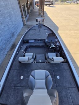 2026 Phoenix 818 Pro