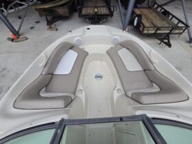 2004 Sea Ray 200 Sundeck