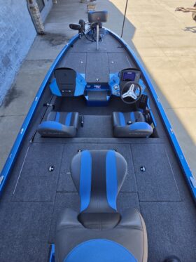 2021 Vexus AVX1880