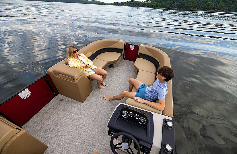 lowe-ls-210-pontoon-boat-2025-0019lr