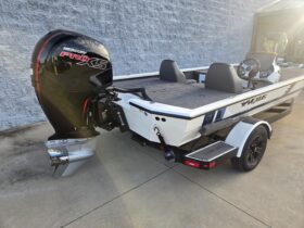 2027 Vexus AVX1980