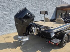 2027 Phoenix 720 ZXL